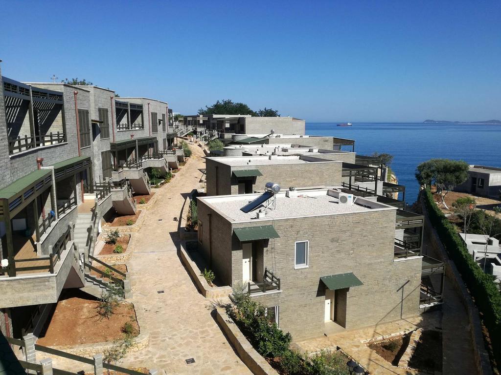 Matthews Beach House Vlore Exterior photo