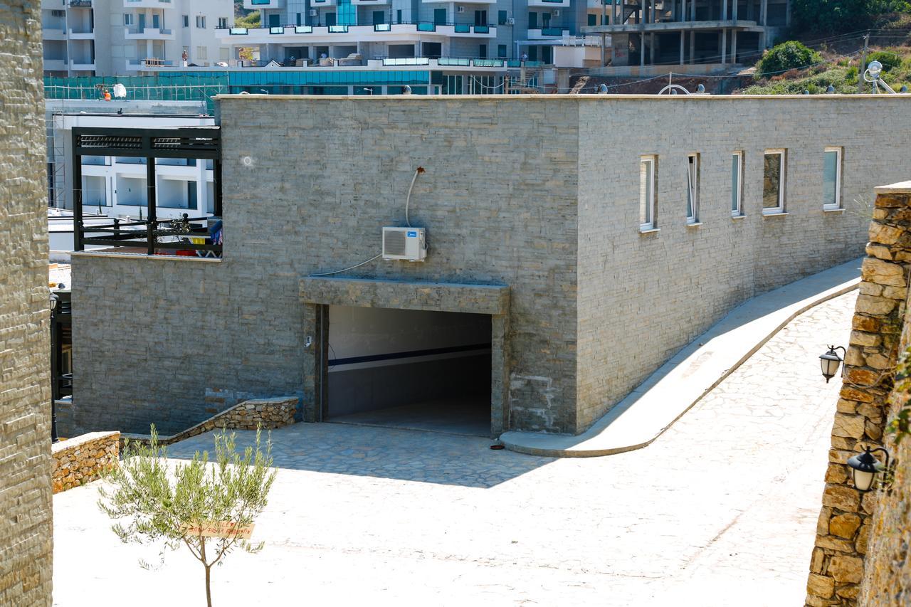 Matthews Beach House Vlore Exterior photo